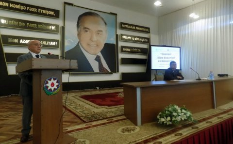 Azərbaycanda dini icmaların fəaliyyəti üçün hər cür şərait yaradılıb