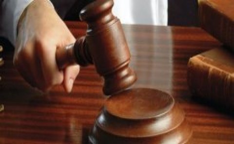 Qadını çılpaq şəkilləri ilə şantaj edən şəxsə 11 il həbs