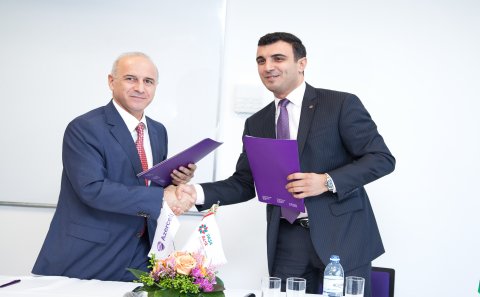 Azercell-in Barama mərkəzi PAŞA Bank ilə əməkdaşlıq memorandumu imzalayır