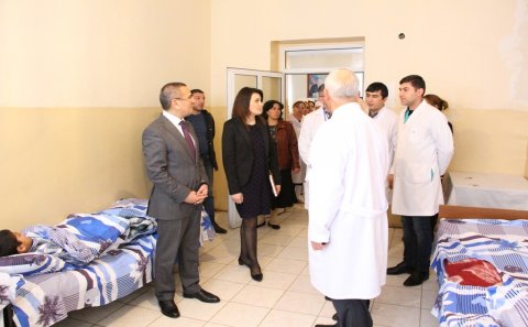 “İşdə qalmağımçün 5 min istədi” – Səhiyyədə daha bir rüşvət qalmaqalı