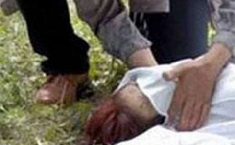 Anasını öldürüb həyətdə basdırdı