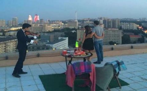 Bakıda sevgililərə xidmət şirkətindən reportaj - Fotolar