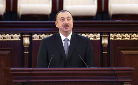 İlham Əliyev çıxış etdi - İlk Sessiya / Yeniləndi