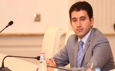Rəsulzadəni təhqir edən deputatın qardaşı bıçaqlandı - Şok hadisə