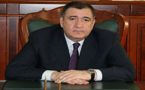 Vergilər naziri iş adamlarına-