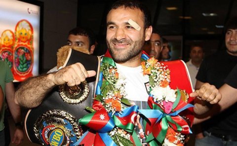 Fariz Məmmədov dünya çempionu oldu - Karyerasıyla vidalaşdı + Video