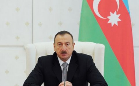 Prezident onlara “Əməkdar mədəniyyət işçisi” adı verdi