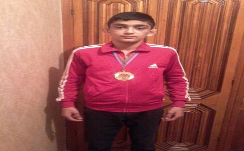 Yeniyetmələr arasında çempionat – RAMİZ HƏSƏNOV QIZIL MEDAL QAZANDI