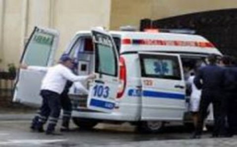 Daşkəsəndə sərnişin avtobusu dərəyə aşdı