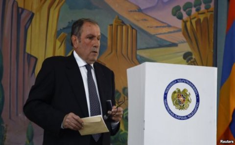 Ermənistan 7 rayonu Azərbaycana qaytarmağa razıdır-Ter-Petrosyan
