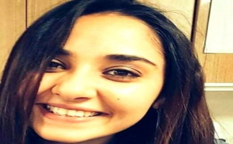 Tibb bacısı intihar etdi – 24 yaşı var idi – FOTO