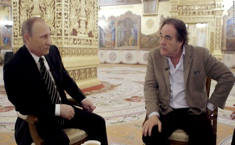 “Tramp Kremlin cibindədir” şərhi Putini güldürdü