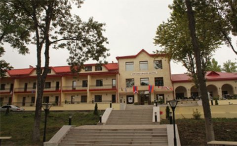 Ermənilər Qarabağda hotellər tikir - FOTO
