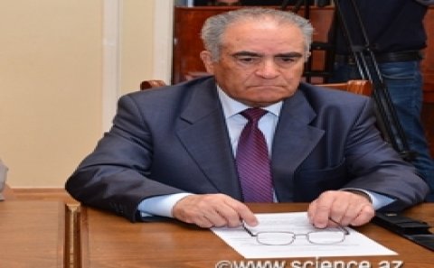AMEA-NIN MÜXBİR ÜZVÜ AAK SƏDRİNİ ƏVƏZ EDƏN VƏLİ HÜSEYNOVU İFŞA ETDİ -1-CI HISSƏ