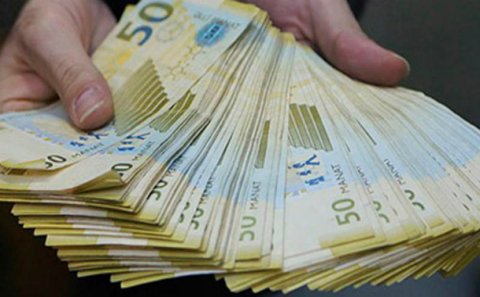 İlin sonunadək manat bahalaşa bilər – RƏSMİ PROQNOZ