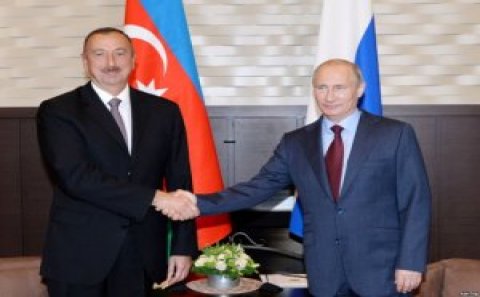 Rusiya pezidenti İlham Əliyevi təbrik edib