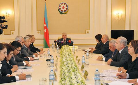 MSK növbədənkənar prezident seçkisi barədə qərar verdi