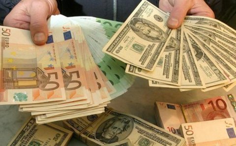 Hökumətdən İNANILMAZ ADDIM: hər bir şəxsə 300 dollar PUL BAĞIŞLANACAQ
