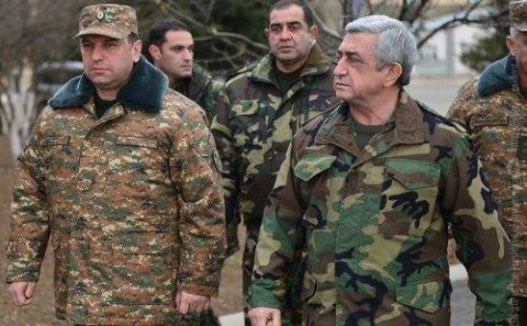 Ermənistanda yeni hakimiyyət müdafiə nazirini də 