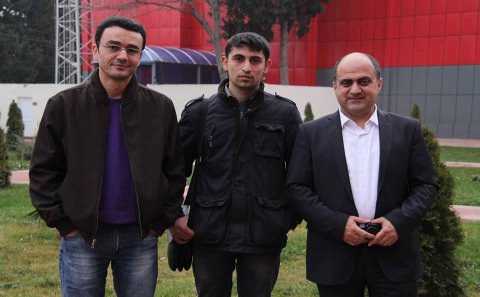 Vali sözü vəliəhd mərtəbəsinə qaldıran adam və ya sözün valideyni…