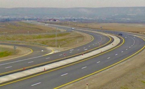 Bu il Azərbaycanda 2 min kilometr yeni yol salınacaq