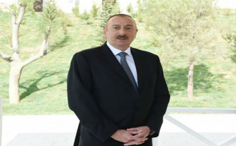 Prezident Qubada Gənclər Parkında yaradılan şəraitlə tanış olub