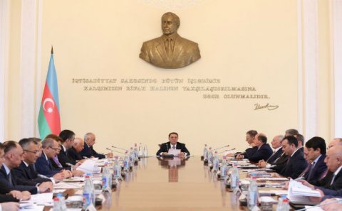 Novruz Məmmədovun sədrliyi ilə Nazirlər Kabinetinin iclası keçirilib