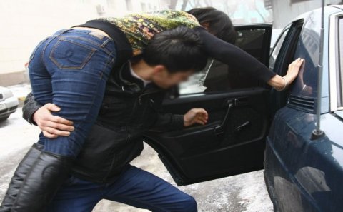 Bakıda məktəbli qız qaçırıldı