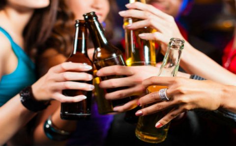 Azərbaycandakı alkoqoliklərin sayı və hansı yaşlarda olduğu açıqlandı - RƏSMİ