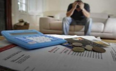 Kredit borcu olanların üzərindən bu qadağa götürüləcək – ŞƏRH