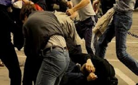Bakıda KÜTLƏVİ DAVADA 1 nəfər ölüb, 1-i yaralanıb - FOTO - VİDEO