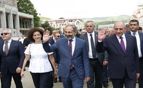 Paşinyanın müharibə çıxışı: Saakyan dərhal İrəvana getdi