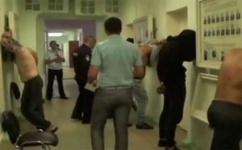 “Rövşən Lənkəranski”nin bandası müttəhimlər kürsüsündə