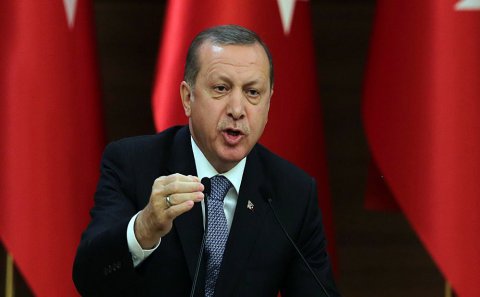 Ərdoğan səlahiyyətlərini niyə və kimə təhvil verdi?