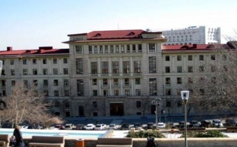 Yeni ildə 8 gün iş olmayacaq - Rəsmi