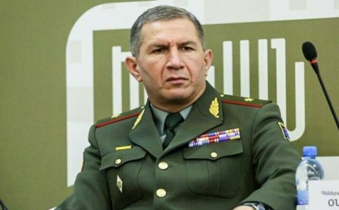 İrəvan silkələnir: Nikol Qərargah rəisini istefaya göndərdi