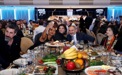 “Sabahkı ziyafətdə Paşinyan üçün bütün qida və içkilər xaricdən gətiriləcək...”-“Hraparak”