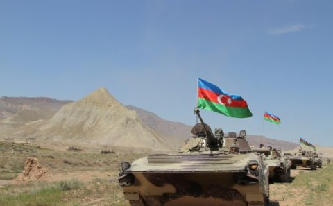 “Azərbaycanın tank briqadası Xocalıya girsin” — Paradla bağlı TƏKLİF