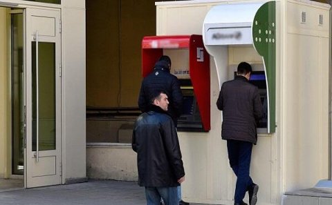 Bu şəxslərin maaşı artdı