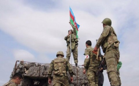 Ordumuz bu düşmən mövqelərini götürə bilər