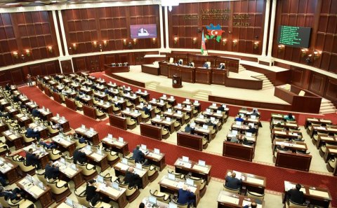 Büdcəyə dəyişiklik yenidən müzakirə olunur
