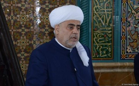 Allahşükür Paşazadə Hindistana gedir