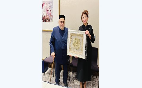 Şeyxülislam Allahşükür Paşazadə Qazaxıstanın “Dostluq” ordeni ilə təltif edildi