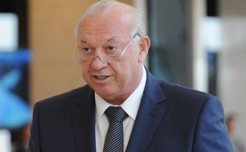 Əsgərov ekstrasensə külli miqdarda pulu niyə verib?