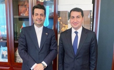 Hikmət Hacıyev İran səfiri ilə Yaxın Şərqdən danışdı