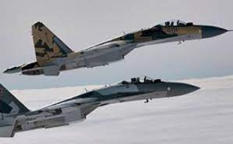 Putini Əbu-Dabiyə Su-35S qırıcıları müşayiət edib