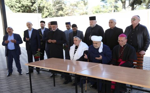 Azərbaycanda fəaliyyət göstərən dini konfessiya rəhbərlərindən ABŞ DÖVLƏT DEPARTAMENTİNƏ MÜRACİƏT