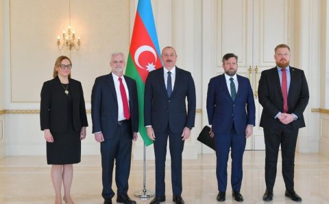 Azərbaycan Prezidenti ABŞ-nin yeni təyin olunmuş səfirinin etimadnaməsini qəbul edib
