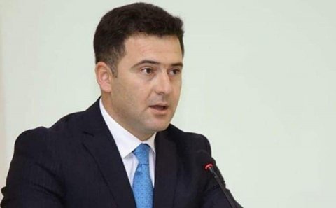 Şagirdi döyən idarə müdiri  HƏBS edilib- Rüşvətxorluqda ittiham olunur