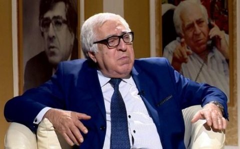 Makronlar gəlib gedirlər, Paris əbədidir - Xalq yazıçısı